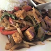 Pad Prik King · Stir-fried with green beans, carrots, and bell peppers served in chef special sauce.