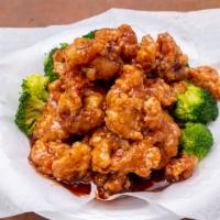 General Tso'S Chicken (Dinner Plate) · comes with egg roll