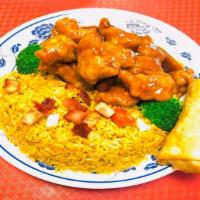 General Tso'S Chicken Combo Plate Dinner · Spicy. Served with fried rice and egg roll. Hot and spicy.