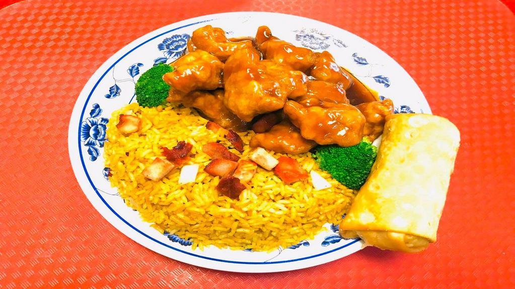 General Tso'S Chicken Combo Plate Dinner · Spicy. Served with fried rice and egg roll. Hot and spicy.