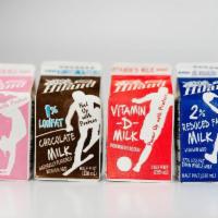 Skim Milk · Skim milk in various sizes