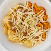 Large Chili Cheese Chips · Kettle chips topped with homemade chili and shredded white cheddar cheese.