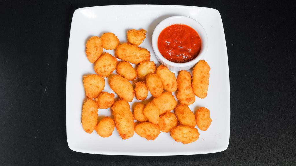 Spicy Cheese Curds · 