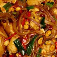 L - Kong Po Style · Stir fried with onion, scallion, red bell pepper, dry chili pepper and peanuts in spicy brow...