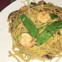 L - Shrimp Lo Mein · Mixed with Chinese cabbage, mushroom, onion, scallion, bean sprout and snow peas.
