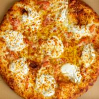 Great White Pizza · Served on a base of Homemade Garlic Sauce, with Roma Tomato, Ricotta Cheese, Mozzarella/Prov...