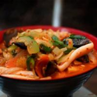 Jham Bong · Stir Noodles Soup Served With Shrimp Squid Mussels And Vegetable In Sea Food Broth