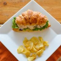 Croissant Sandwich  · Ham/ Turkey/ Roast beef.