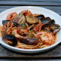 Fra Diavola · Bucatini, Seared Scallop, Mussels , Shrimp, Arrabbiata
**Scallops cooked to Medium Temperatu...