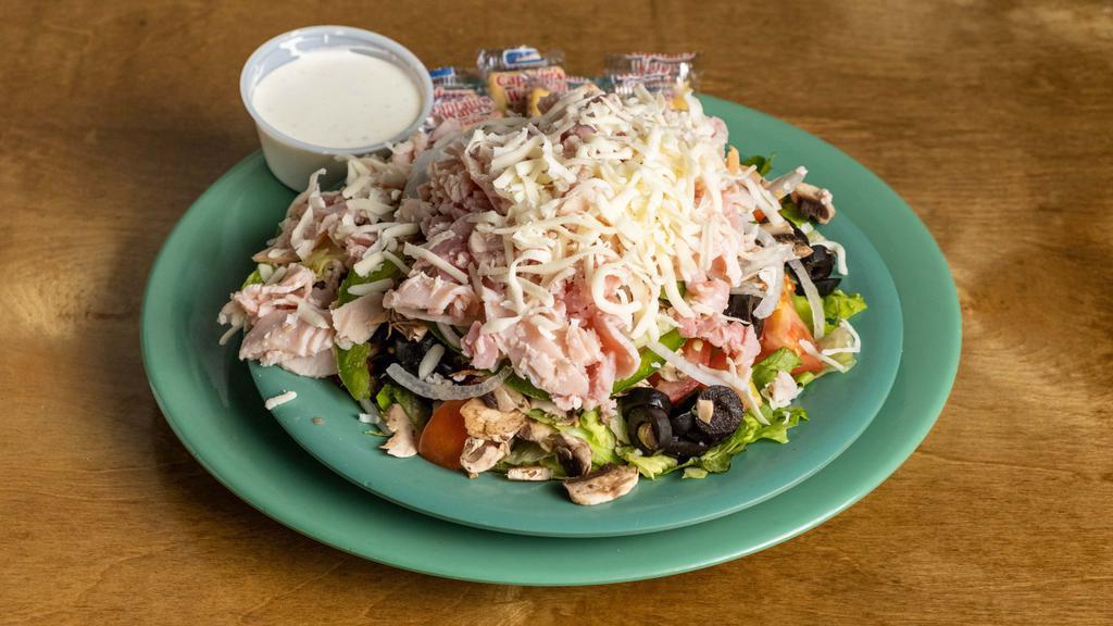 Grady’S Chef Salad · Fresh salad mix, ham, turkey, tomatoes, fresh mushrooms, black olives, red onions, green peppers, and mozzarella cheese.