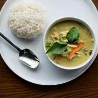Green Curry · Gluten-free, spicy. Coconut milk, bell pepper, bamboo shoot, basil.
