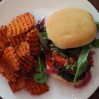No Pig Sandwich · Marinated grilled portobello mushroom, roasted red pepper, pickled onions, smoked tomato, le...
