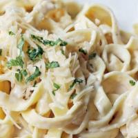 Side Of Pasta Alfredo · Pasta cooked al dente and tossed in our creamy homemade alfredo sauce.