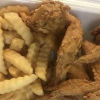 Fresh Fried Chicken Wings (4) · 