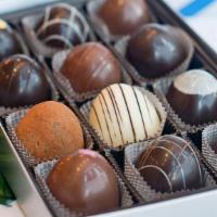 Le Grand Truffles (Gift Box Of 12) · Beautiful and delectable truffles in a variety of fabulous flavors! This impressive gift box...