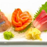 Sashimi Assortment · (15 pieces) Tuna, Yellowtail, Octopus, Red Snapper, Salmon