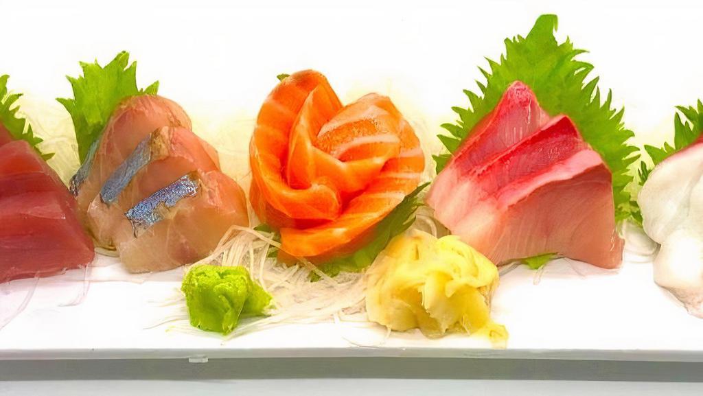 Sashimi Assortment · (15 pieces) Tuna, Yellowtail, Octopus, Red Snapper, Salmon