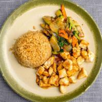 Hibachi Chicken Bowl · Base : Fried Rice
Topped : Grill Chicken , Mix Vegtable