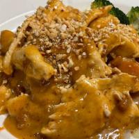 Thai Classic Chicken Peanut · Sweet chili peanut sauce with chicken, broccoli, onion, and carrots.