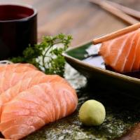 Salmon Sashimi · 5 pieces