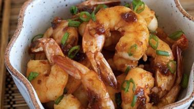 ￼Golden Fried Prawns (Hot Garlic Sauce) · Crispy fried jumbo prawns served with hot garlic sauce.