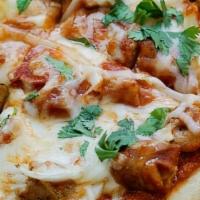 Chicken Curry Masala (India, S. Asia) Pizza (10