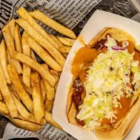 Chili Cheese Dog With Slaw · 