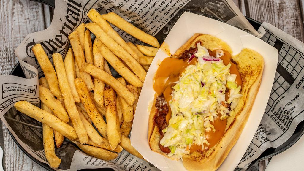 Chili Cheese Dog With Slaw · 