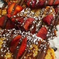 Nutella And Strawberry French Toast · 