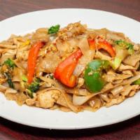 Drunken Noodle · Fresh rice noodles with broccoli, bell peppers, basil, and onions.