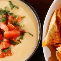 Queso · Chips & Queso