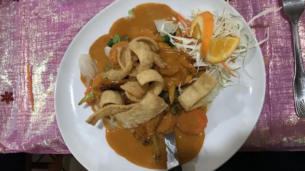 Lemon Grass Chicken Special · Chicken breasts are skewered with thai lemongrass stalks grilled and dressed in a creamy panang curry sauce. Served on a bed of broccoli, cabbage, and carrots. Served with a side of steamed jasmine rice.