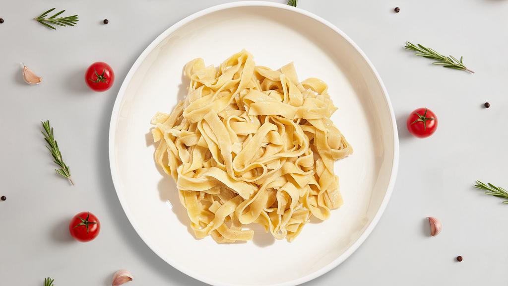 Custom Fettucine · Fresh fettucine with your choice of protein, toppings and homemade sauce.