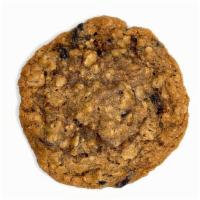 Oatmeal Raisin · No artificial colors, flavors or preservatives.

We use nothing but high quality oats, raisi...
