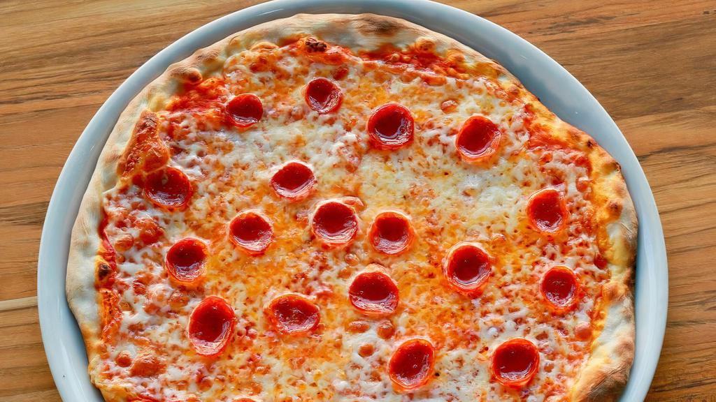 Diavola Pizza (Pepperoni) · Tomato sauce, whole milk mozzarella, and pepperoni.