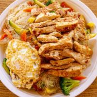 Chicken · Japanese-style noodles cook with vegetables. served with noodles and vegetables.