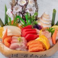 Sashimi Deluxe · Chef's Choice of 18pcs Sashimi

These items are served raw or undercooked
Consuming raw or u...