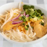 Rice Noodles · Sliced meat and bean sprouts in broth with roasted garlic and topped with green onions and c...