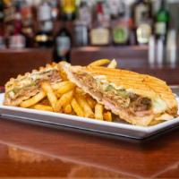 Cuban Sandwich · Served with Chips