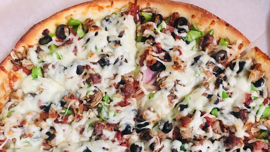 Primo Pizza (Large) · Tomato sauce, mozzarella cheese, pepperoni, ground beef, Italian sausage, mushrooms, onions, green peppers, and black olives.