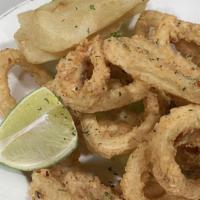 Wow Calamari · Fried calamari served with yummy yucas.