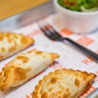 Makus Meal · Three empanadas, one side, one sauce, and one drink