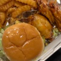 Burger Trio  · Cheeseburger 
Loaded fries
4 pc wing