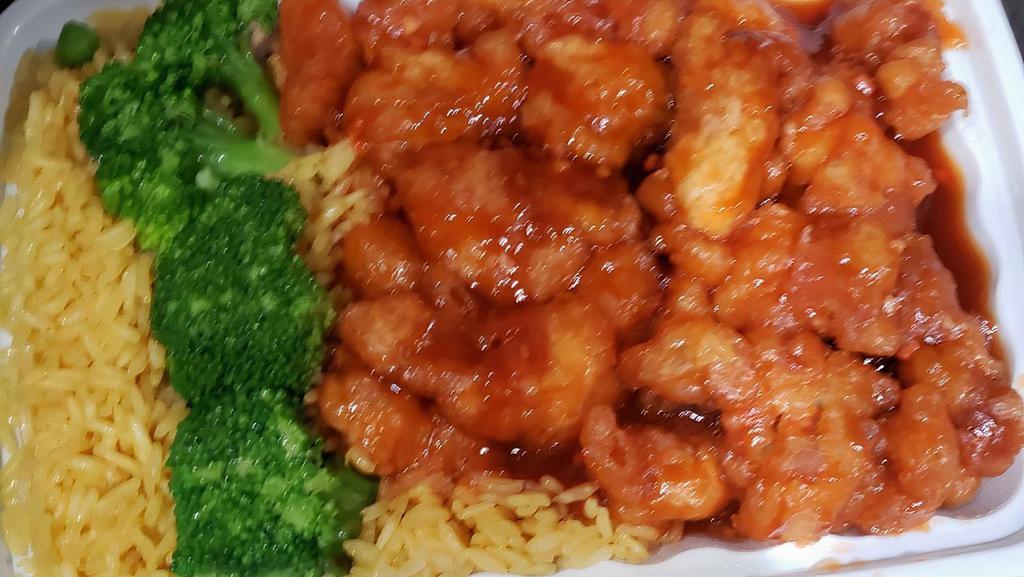 General Tso’S Chicken  · Chunks of chicken stir fried with our chef’s special hot sauce and steam broccoli.