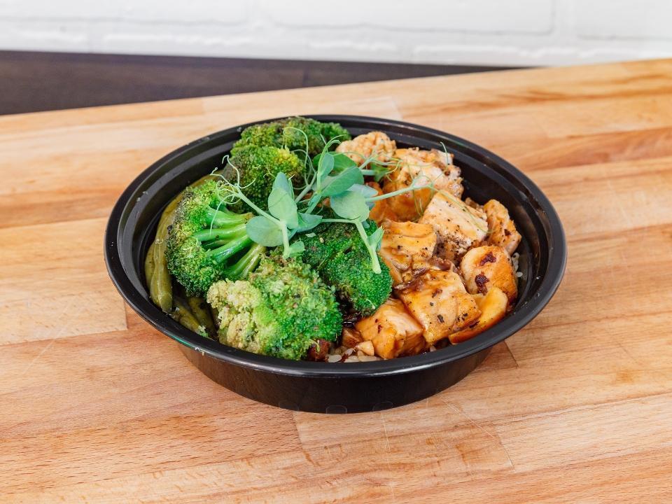 Munch Salmon Bowl · Pan-seared Sashimi Grade Norwegian Salmon with Teriyaki sauce, served over Jasmine rice, with broccoli, and green beans. . Estimated Macros per Bowl. Cal: 366 | Carb: 50g | Fat: 14.4g | Protein: 32g