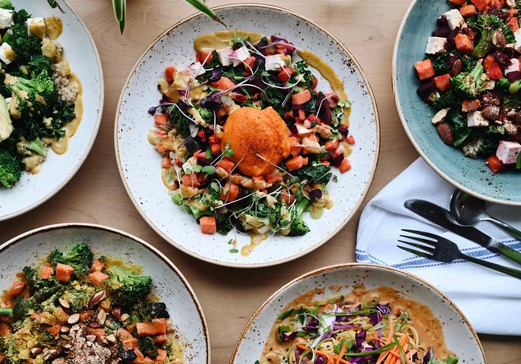 Life Alive Organic Cafe · Salad · Mediterranean · Smoothie · Breakfast · Healthy · Coffee · Gluten-Free · Vegan · Convenience · Ramen · Vegetarian · Coffee & Tea · Drinks · Asian · Japanese · Soup · Food & Drink · Middle Eastern · Other · Noodles · Chinese