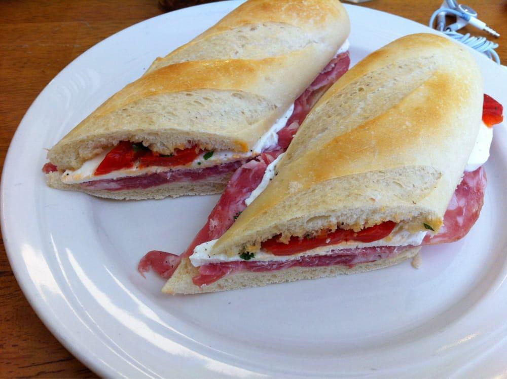 Casa Razdora · Italian · Mediterranean · Pizza · Sandwiches
