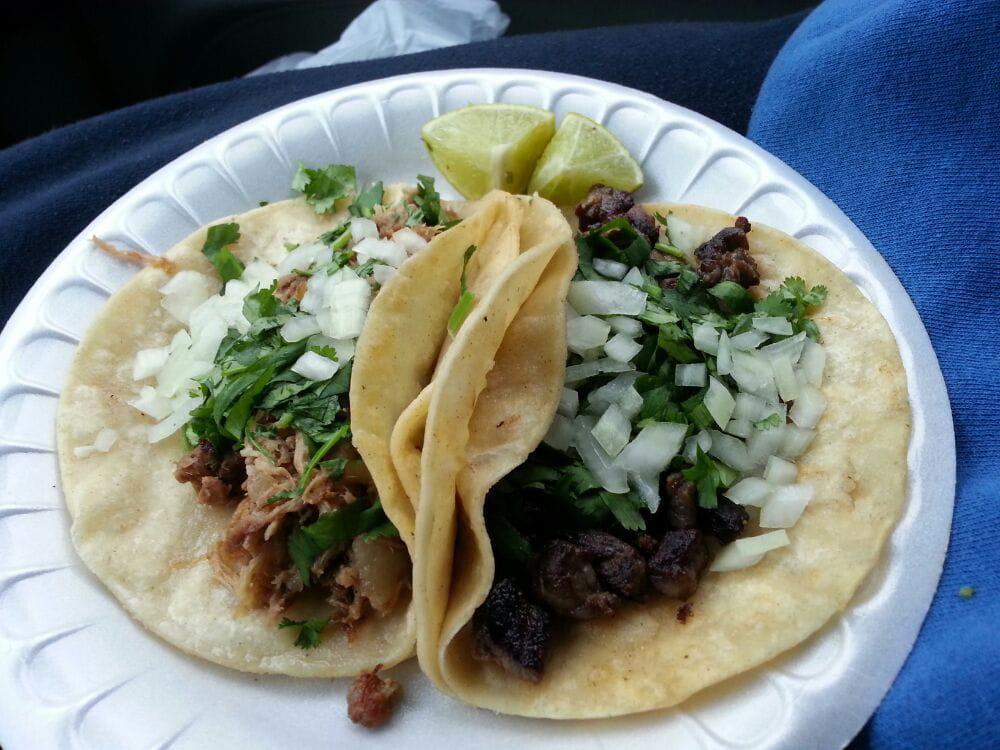 Taco loco 2 Guacamole food truck · Mexican · Sandwiches