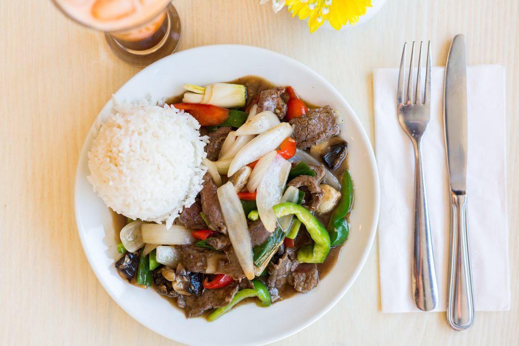 Somtum Modern Thai Cuisine · Thai · Indian · Noodles · Chinese · Vegetarian