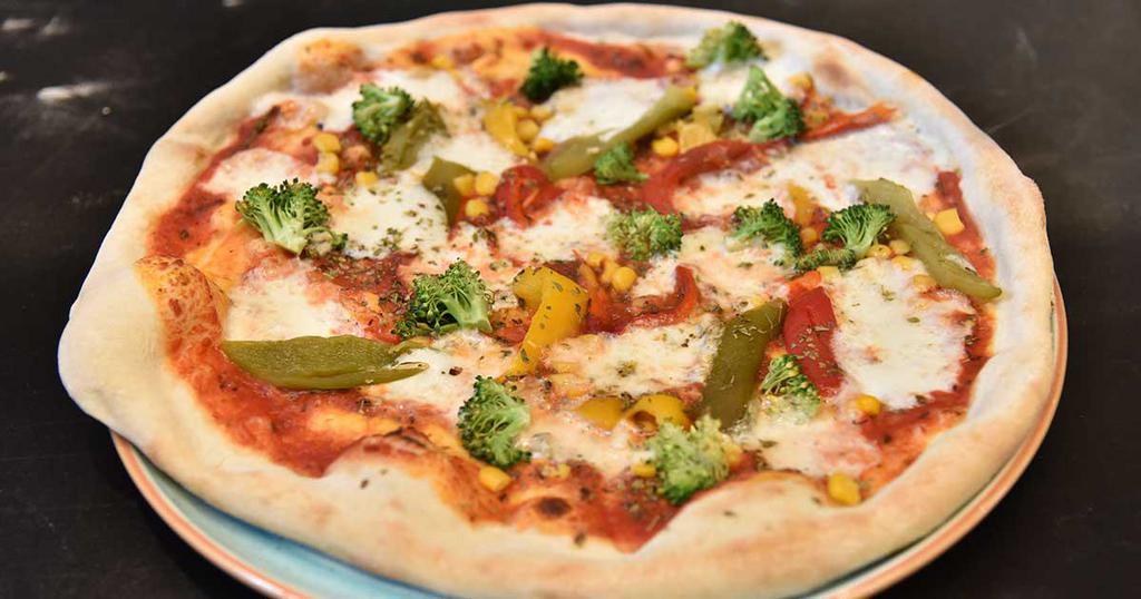 Cambridge Pizza · Italian · Pizza · Salad